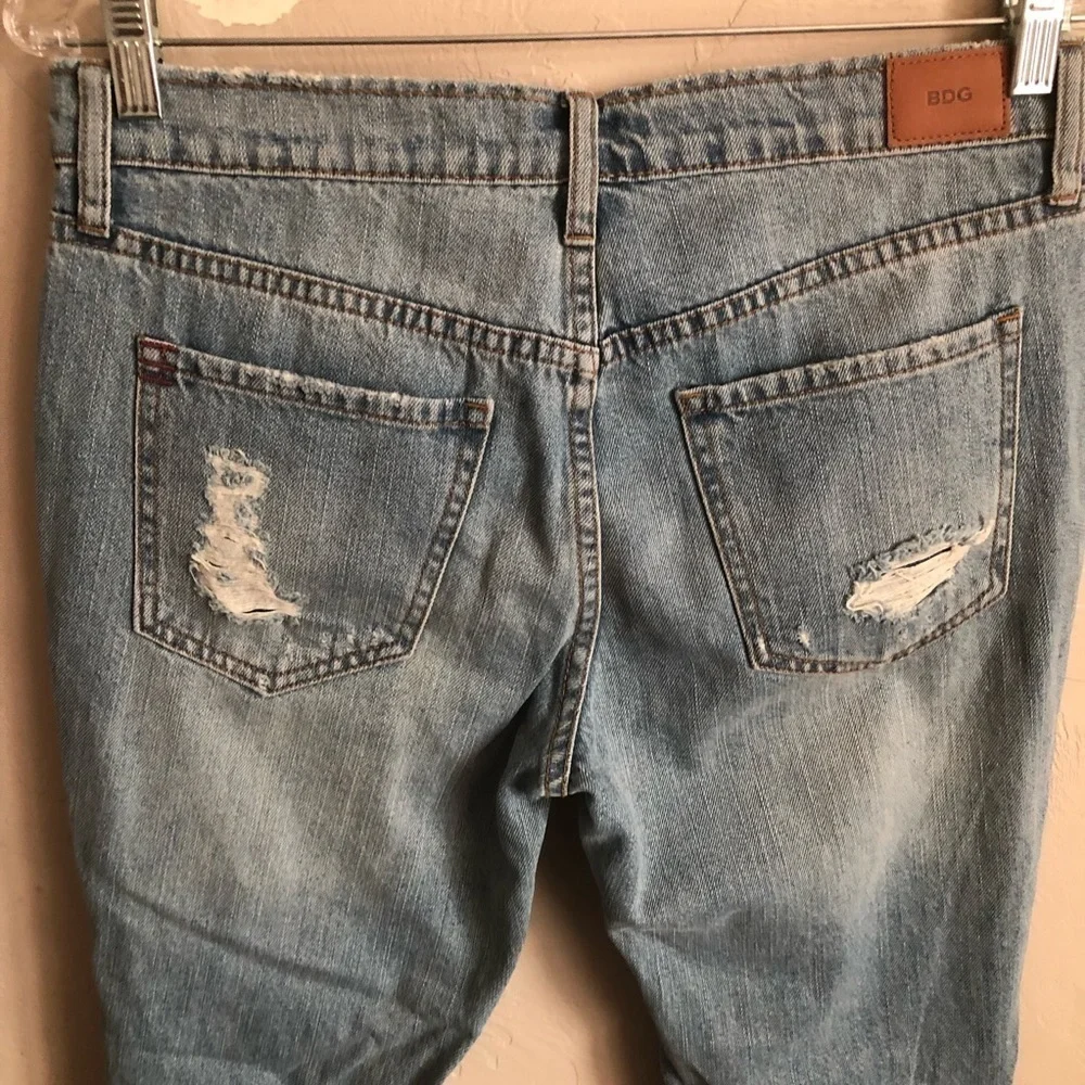 BDG Slim Boyfriend‎ Distressed Denim Jeans